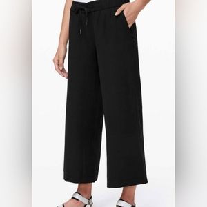 Lululemon wide leg woven on the fly pant